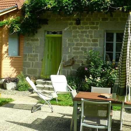 Chez Geppetto Bed & Breakfast Saint-Georges-Nigremont Dış mekan fotoğraf