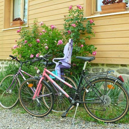 Chez Geppetto Bed & Breakfast Saint-Georges-Nigremont Dış mekan fotoğraf