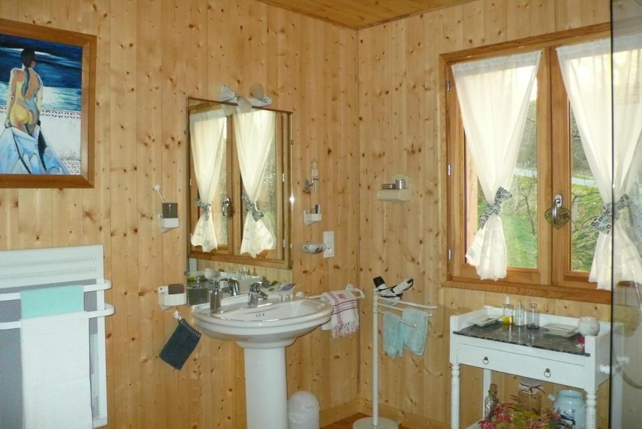 Chez Geppetto Bed & Breakfast Saint-Georges-Nigremont Dış mekan fotoğraf